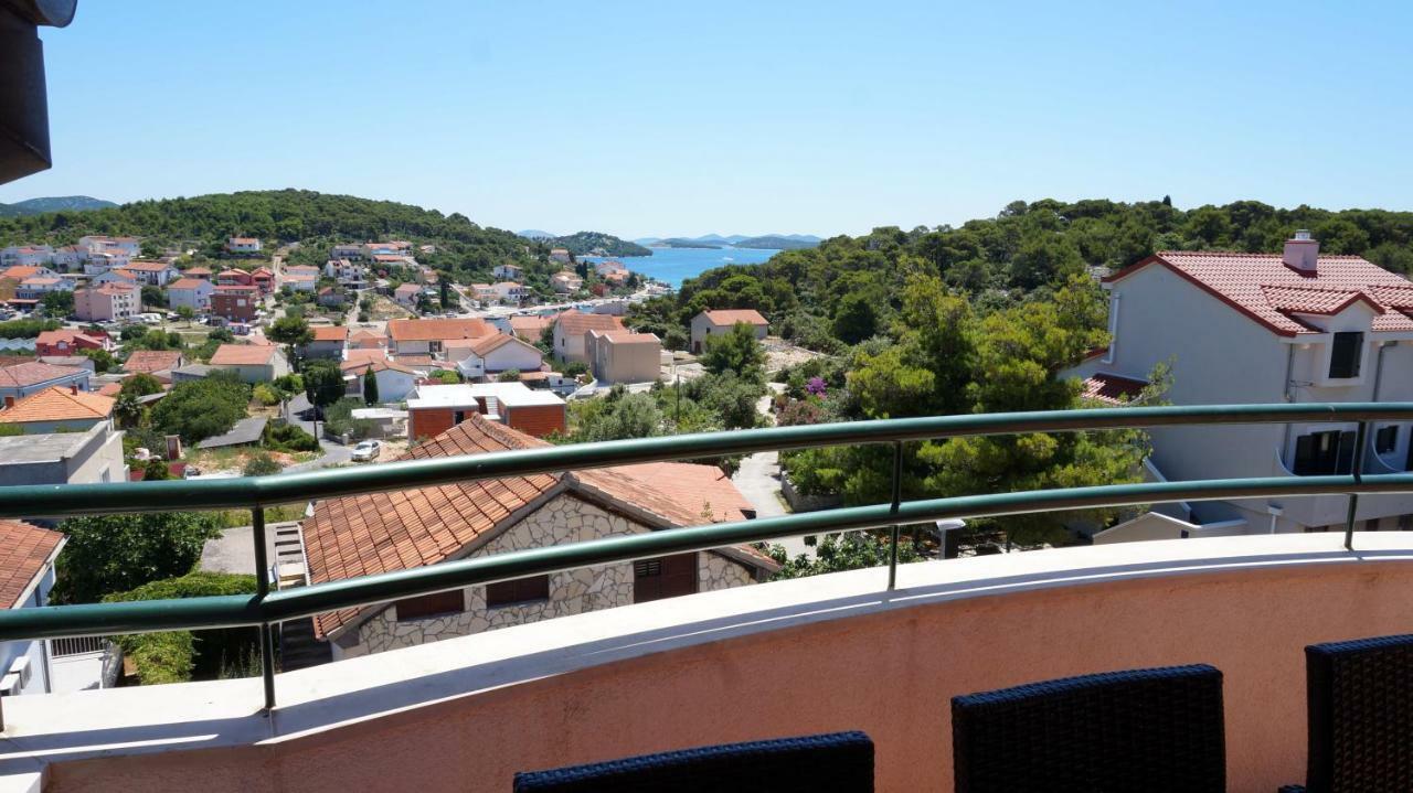 Villa Dvorine Тисно Екстер'єр фото
